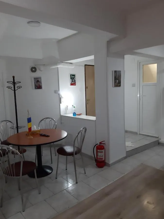 Carol 51 Hostel Bucharest 0*,  Romania