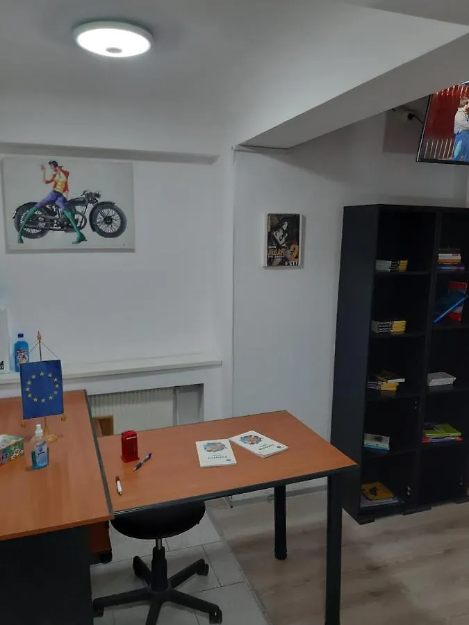 Carol 51 Hostel بوخارست 0*,